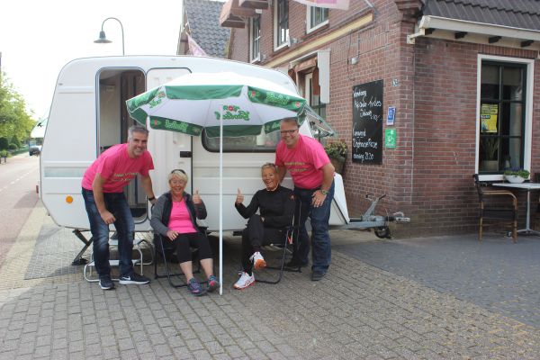 2016 Ab Het Cafe (16cc).JPG